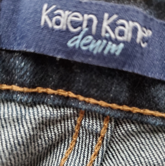 Women's  Karen Kane denim jeans. Size 8 - Picture 6 of 7